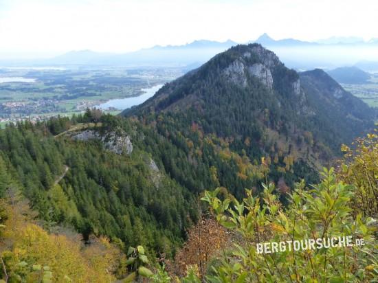 Zirmgrat: Vom Alatsee zur Ruine Falkenstein