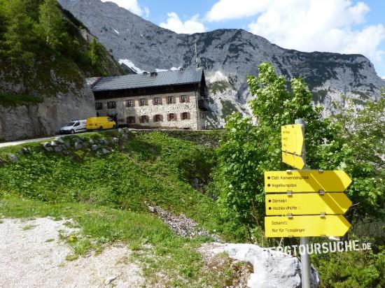 Karwendelhaus von Hinterriß durch das Johannestal